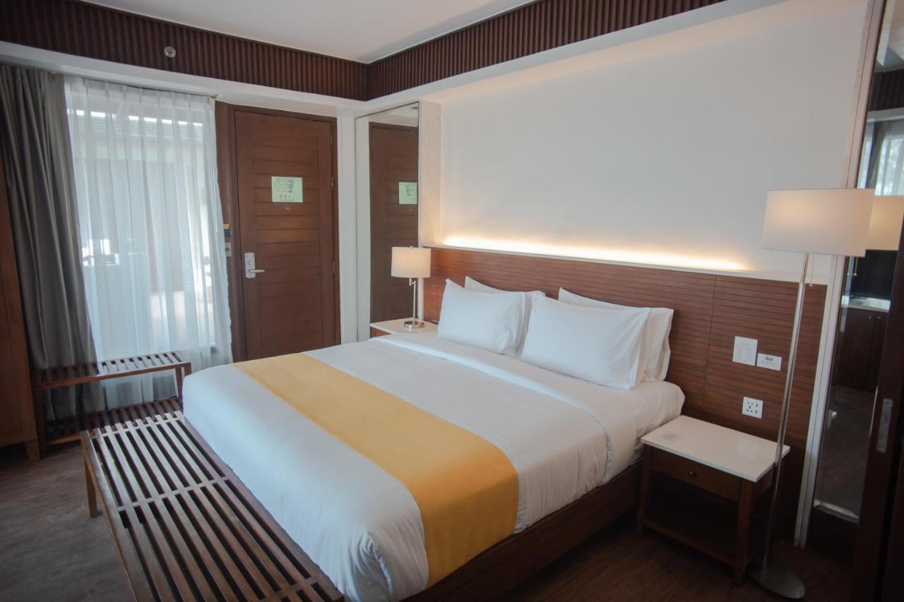 Mandarin White Sand Boracay Manoc-Manoc Bagian luar foto
